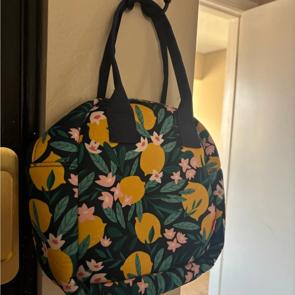 (MYTAGALONGS) Floral Patterned lunch Bag